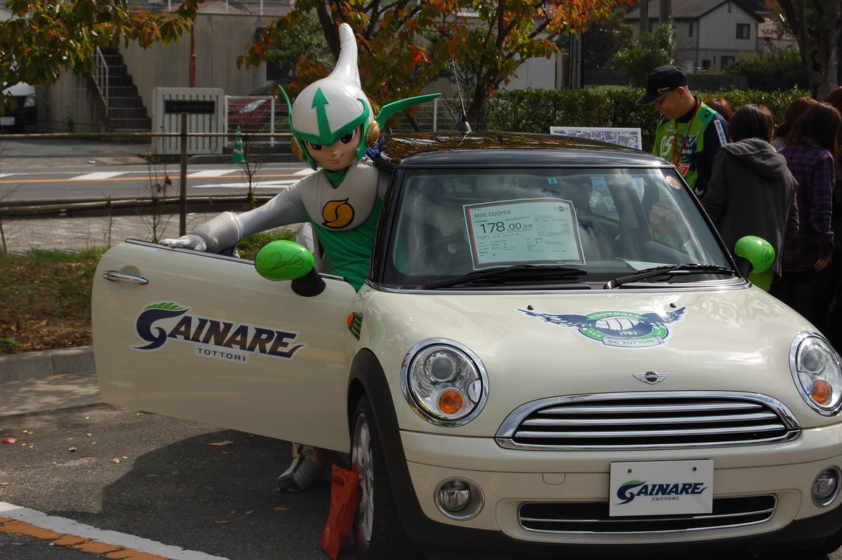 ガイナマン＆ＭＩＮＩ.JPG