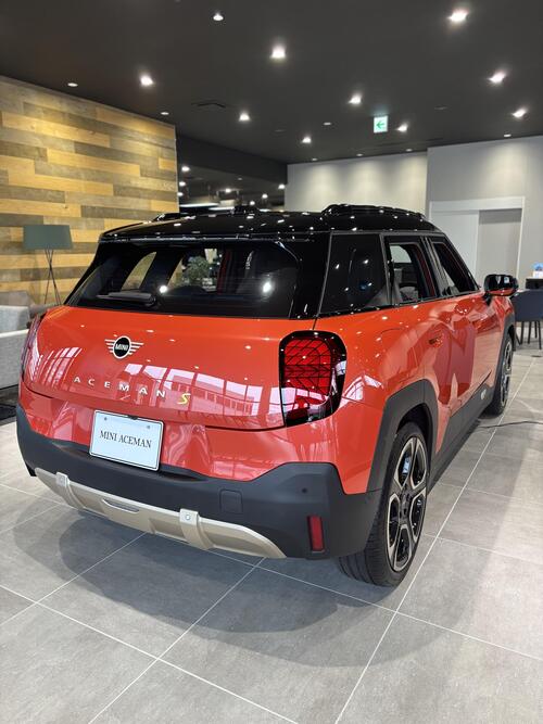 J05 斜め後ろ.jpeg