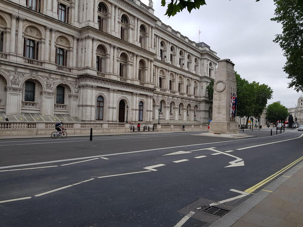 Whitehall_Londres.jpg