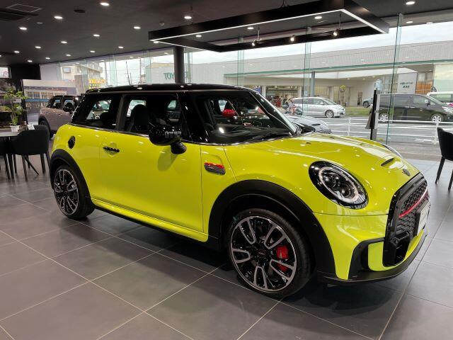 f56 jcw.jpg