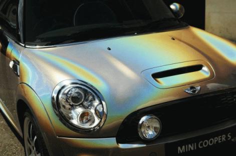 2010-MINI-Cooper-S-Rainbow-Headlights-View-588x390.jpg