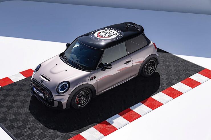 mini-jcw-bulldog-racing-edition-is-a-nurburgring-spec-beast-you-can-drive-on-the-road_4.jpg