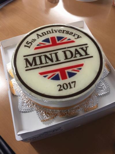 2017MINIDay cake.jpg